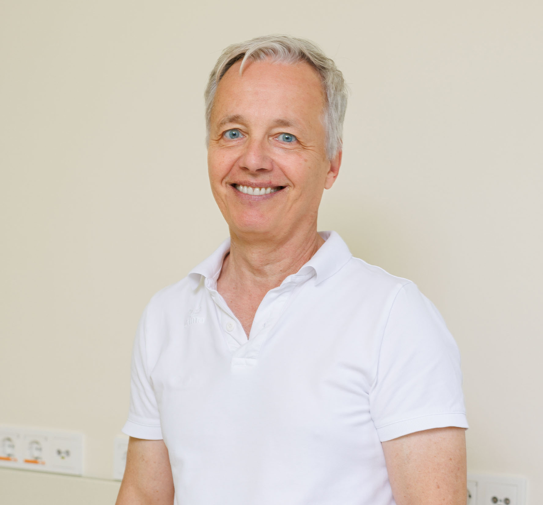 Dr. med. Matthias Deckers